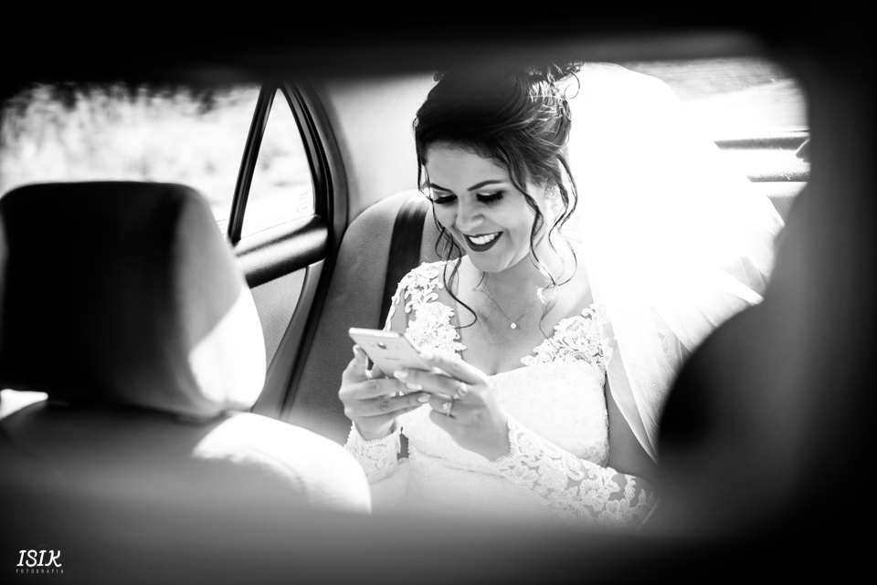 noiva indo para o local do casamento