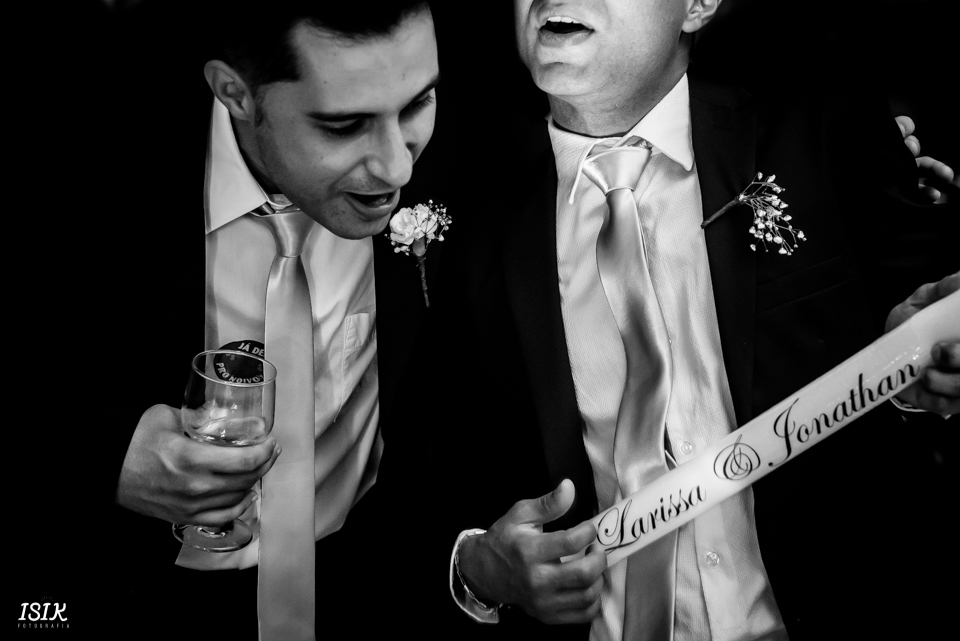 convidados dos noivos na festa de casamento