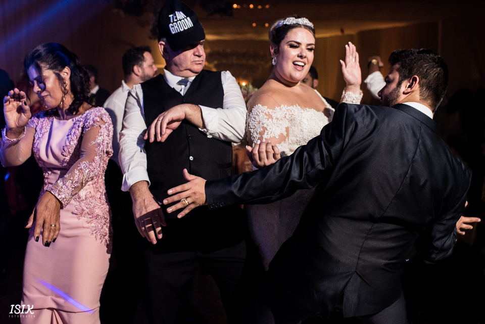 convidados dos noivos no casamento