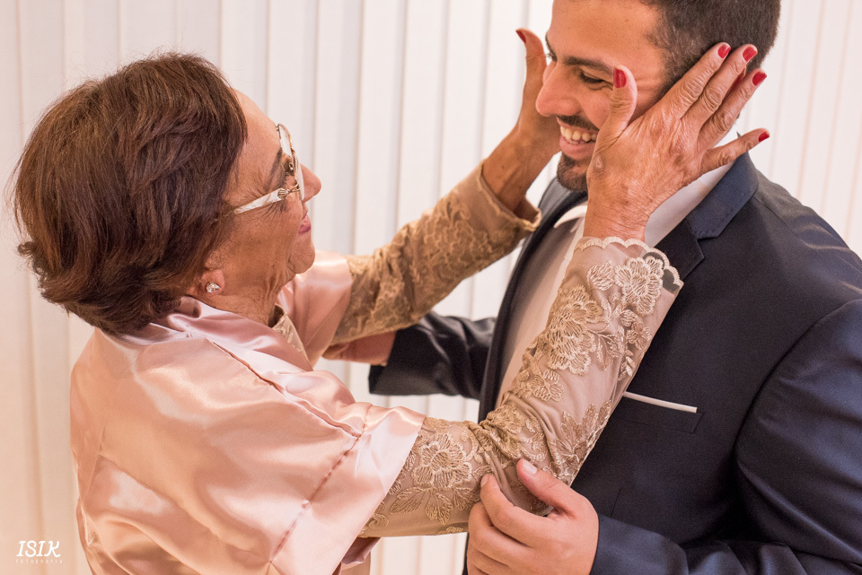 avó do noivo no dia do casamento 