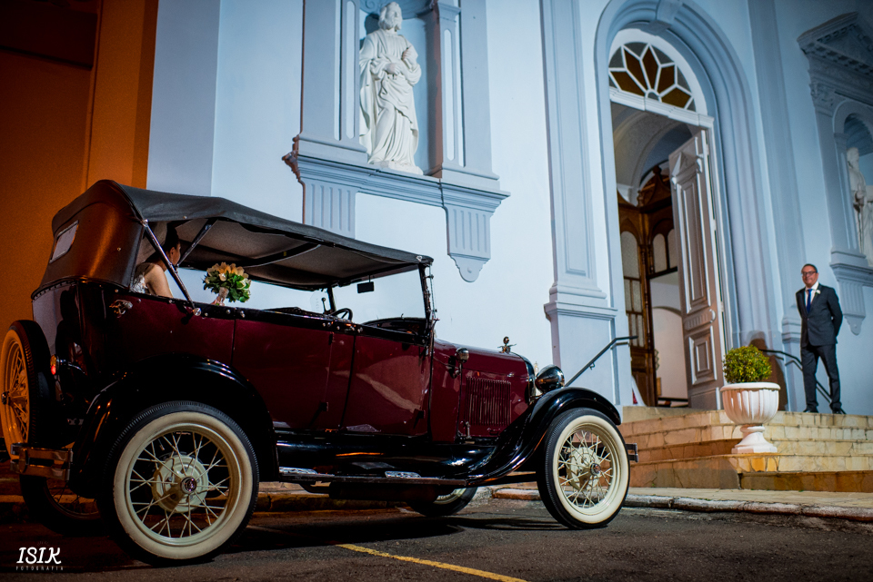 chegada a noiva na Igreja 