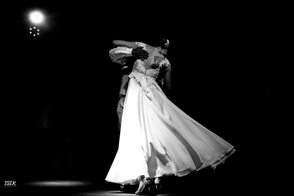 dança dos noivos na festa de casamento fotografia de casamento juiz de fora 