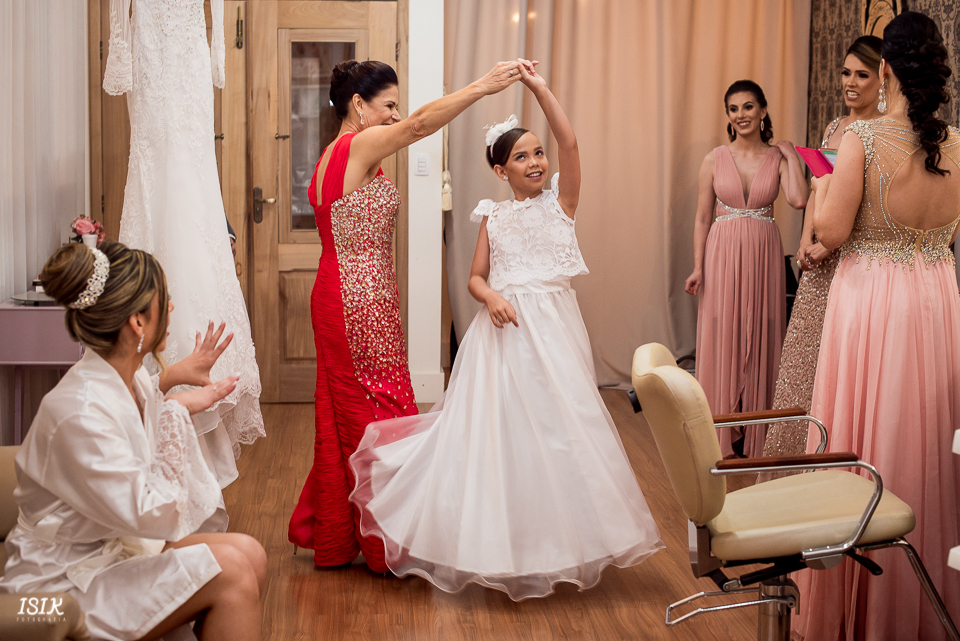 making of da noiva com madrinhas 
dia da noiva 
make da noiva para o casamento
fotógrafo de casamento juiz de fora 
fotografia de casamento