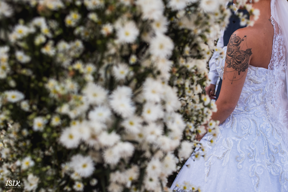 casamento de dia juiz de fora 
entrada da noiva noivo emocionado casamento feliz pais do noivo fotografia de casamento 