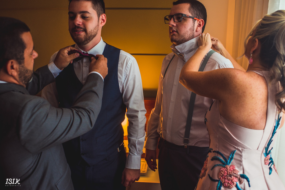 making of da noiva irmã da noiva mãe da noiva book da noiva fotografia de casamento juiz de fora
casamento de dia juiz de fora noivo fotógrafo de casamento juiz de fora irmão do noivo casamento de dia juiz de fora 