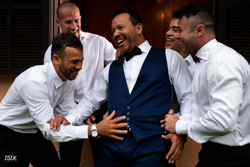 fotografia de casamento juiz de fora cerimônia de casamento
making of do noivo
amigos do noivo
madrinhas da noiva
fotógrafo de casamento juiz de fora
amigas da noiva 
casamento juiz de fora