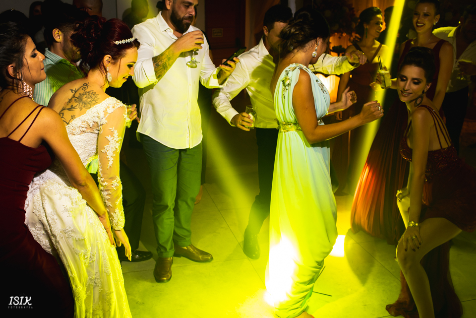 fotografia de casamento juiz de fora cerimônia de casamento
making of do noivo
amigos do noivo
madrinhas da noiva
fotógrafo de casamento juiz de fora
amigas da noiva 
casamento juiz de fora