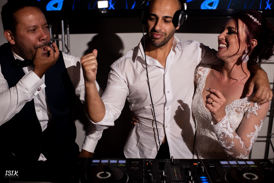 fotografia de casamento juiz de fora cerimônia de casamento
making of do noivo
amigos do noivo
madrinhas da noiva
fotógrafo de casamento juiz de fora
amigas da noiva 
casamento juiz de fora