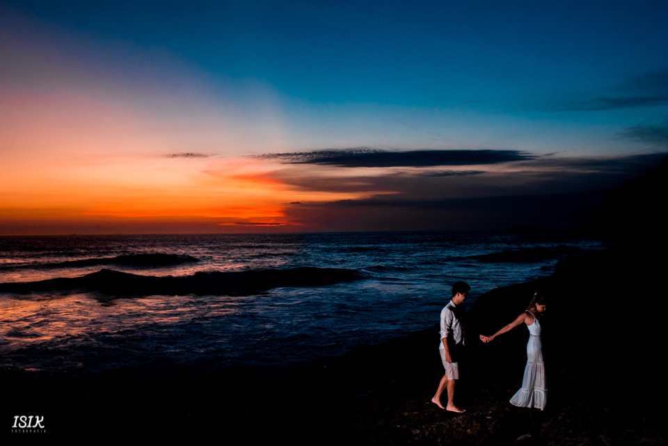 ensaio pré-casamento ensaio na praia pré-wedding noivos ensaio noivos book noivos fotografia de casamento 