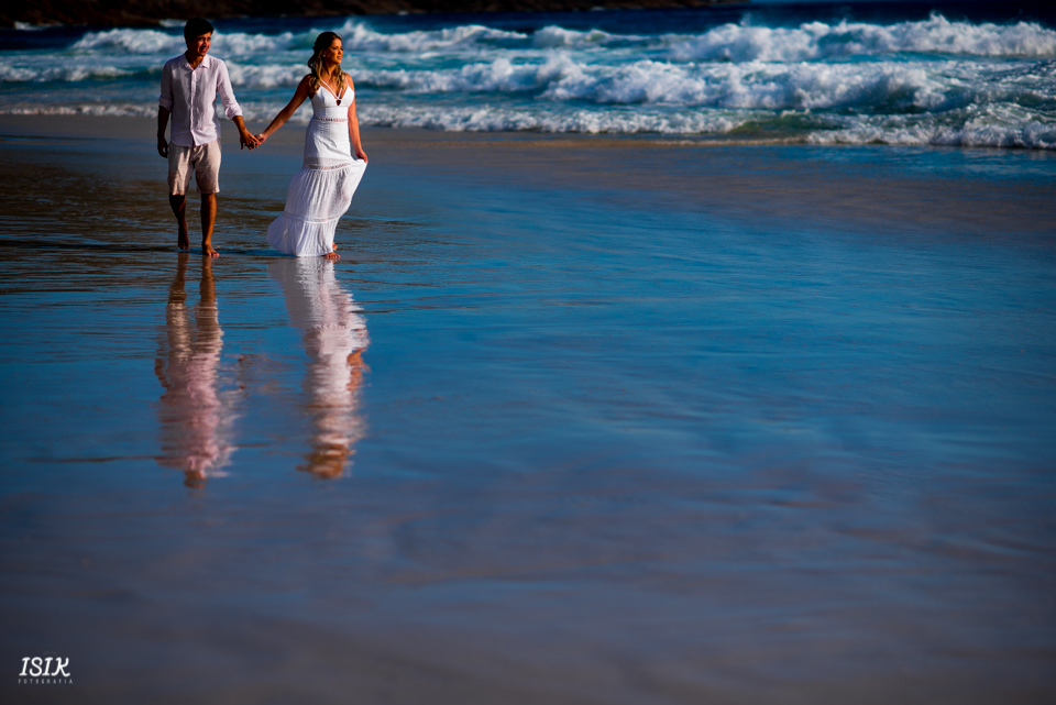 ensaio pré-casamento ensaio na praia pré-wedding noivos ensaio noivos book noivos fotografia de casamento 