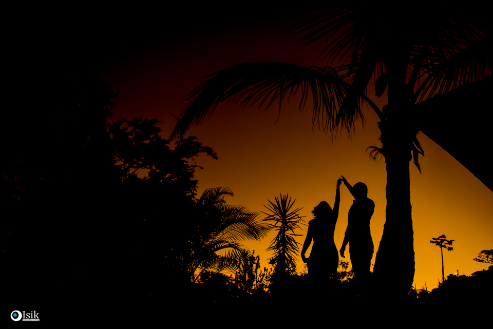 Silhueta casal de noivos