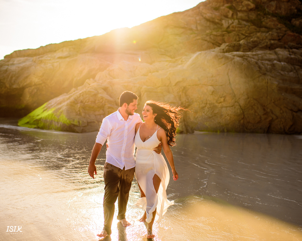 ensaio pré-casamento ensaio casal ensaio noivos na praia book noivos noivos em Arraial  na praia pré-wedding na praia ensaio pré-casamento em Arraial do Cabo ensaio pré-casamento em Arrail 
casamento em arraial 
make em arraial 