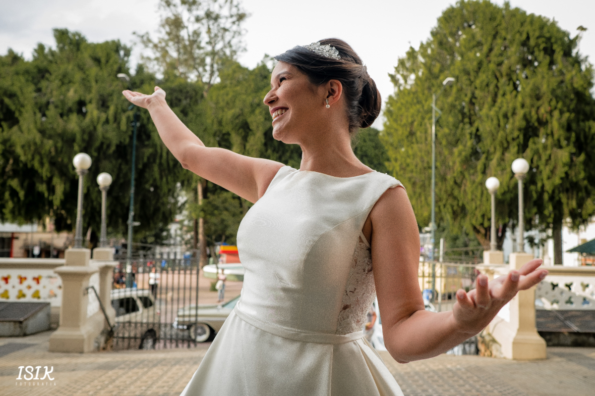 Making of da noiva casamento Barbacena Minas Gerais dia da noiva  mãe da noiva casamento na igreja noiva  buquê da noiva Noiva pronta Pronta para casar Damas de honra entrada da noiva 