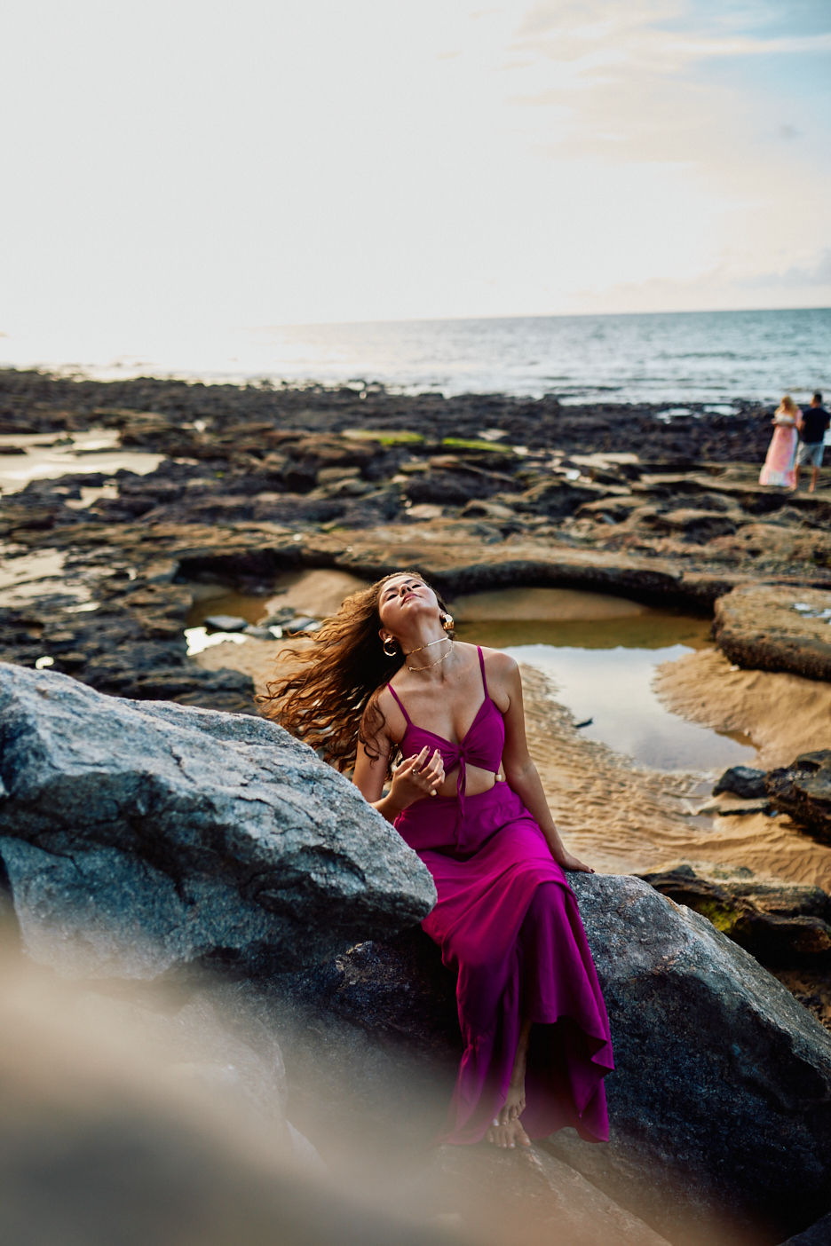 Joana Borboleta veio dos Estados Unidos para um ensaio especial na Praia do Mucuripe. Aproveitando a maré baixa e os corais, criamos imagens únicas e memoráveis. Ela encontrou meu trabalho no Google e agora tem lindas memórias desse momento
