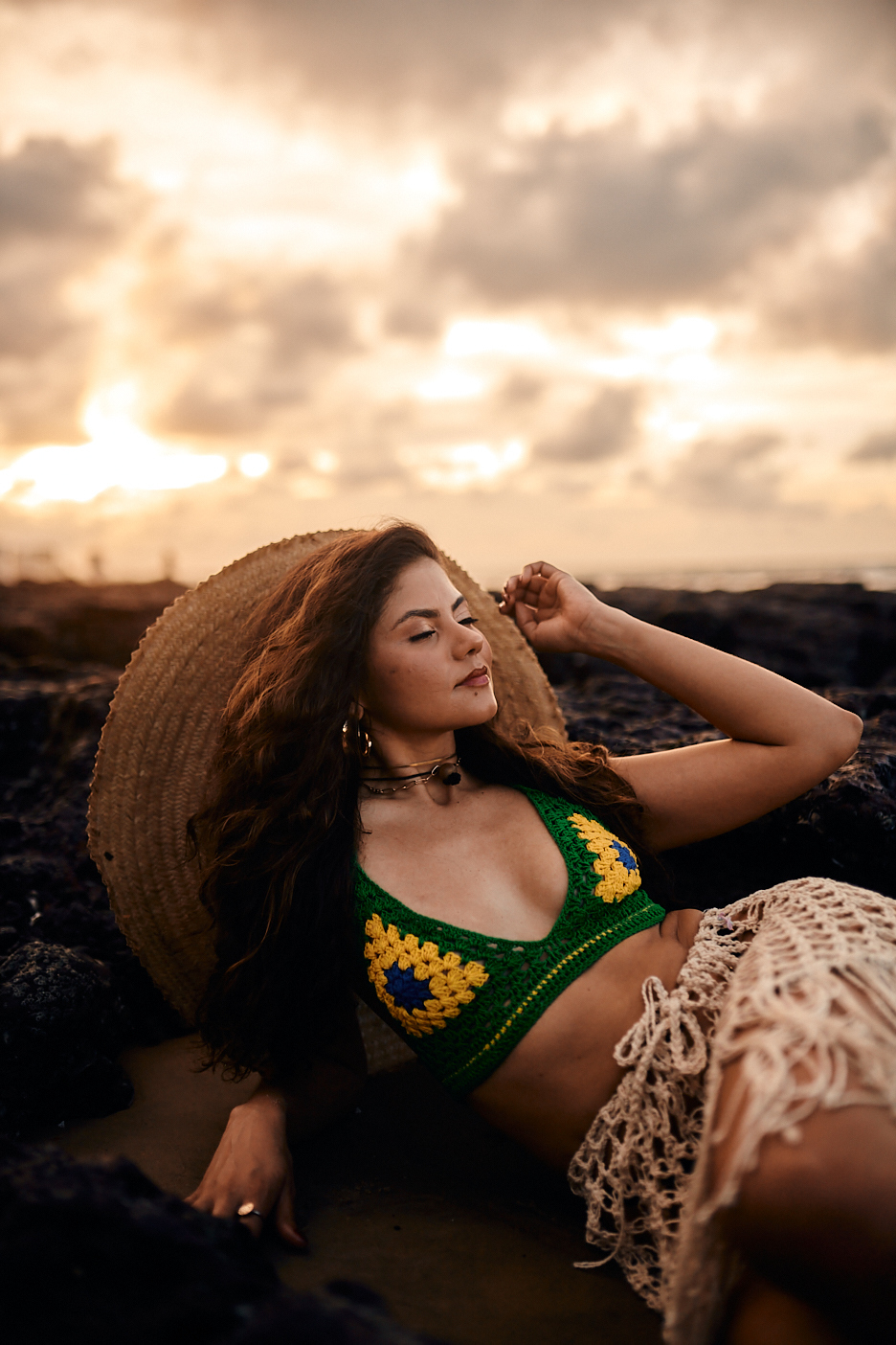 Joana Borboleta veio dos Estados Unidos para um ensaio especial na Praia do Mucuripe. Aproveitando a maré baixa e os corais, criamos imagens únicas e memoráveis. Ela encontrou meu trabalho no Google e agora tem lindas memórias desse momento