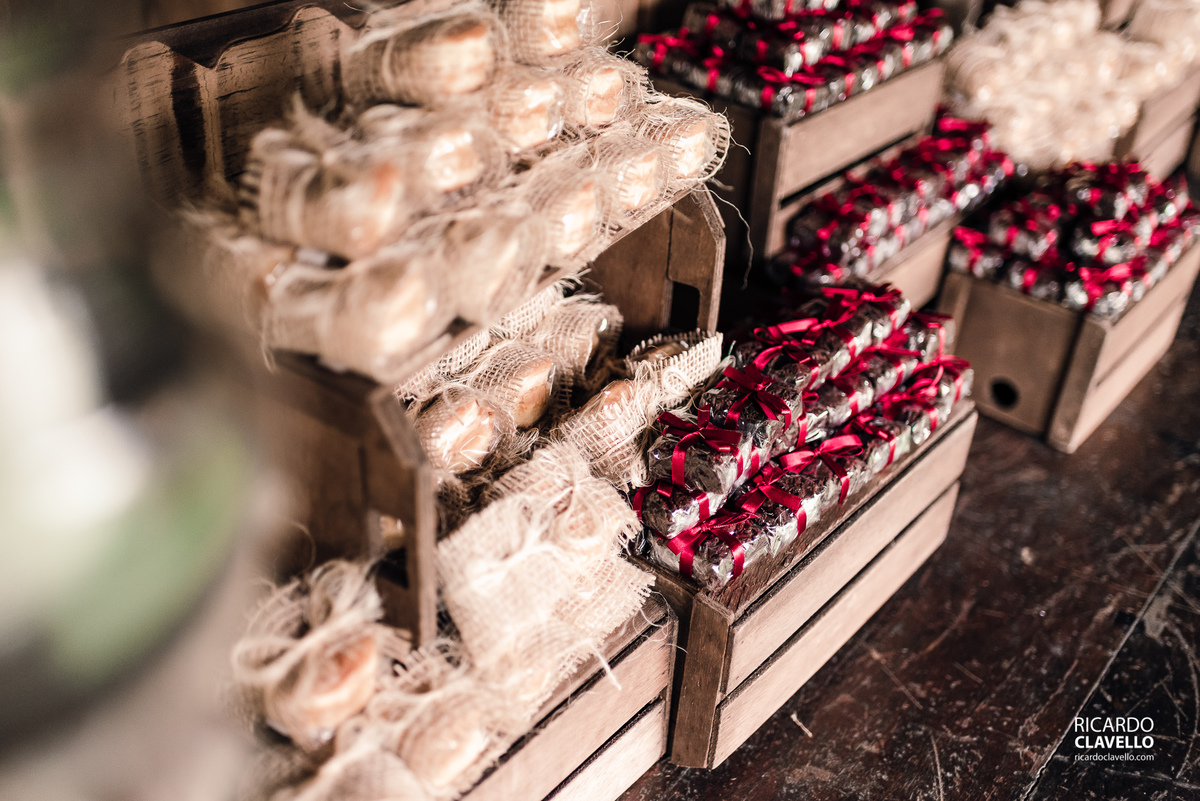 decoração do casamento no Espaço La Lunna Eventos - Fotografia de Casamento RJ - Fotografia de Casamento Niterói - Fotógrafo de Casamento RJ - Fotografia de Casamento JF - Fotografo Casamento - Melhores fotos de casamento