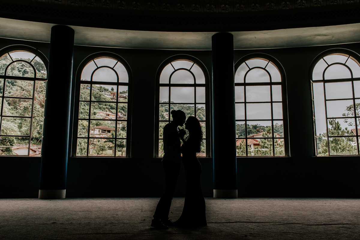 Ensaio de Casal - Pre Wedding - Fotografia de Casamento Juiz de Fora - Fotografia de Casamento JF - Fotografia de Casamento Niterói - Fotografia de Casamento RJ - Melhores Fotos de Casamento - Petrópolis