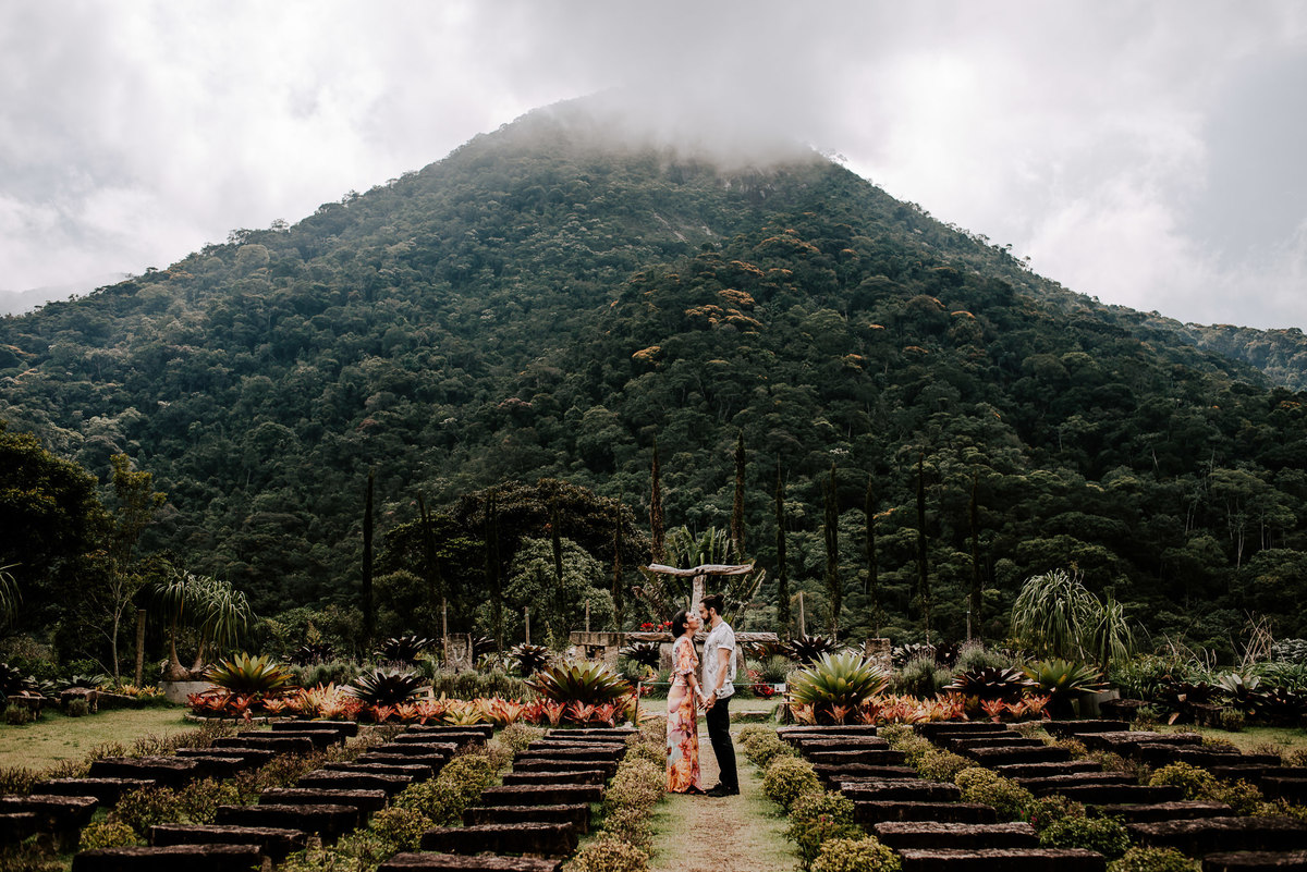 Ensaio de Casal - Pre Wedding - Fotografia de Casamento Juiz de Fora - Fotografia de Casamento JF - Fotografia de Casamento Niterói - Fotografia de Casamento RJ - Melhores Fotos de Casamento - Petrópolis