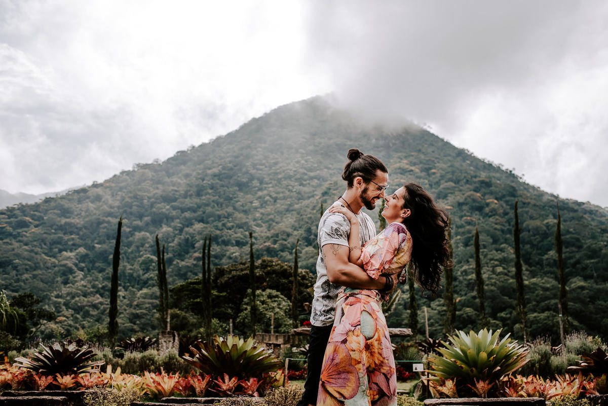 Ensaio de Casal - Pre Wedding - Fotografia de Casamento Juiz de Fora - Fotografia de Casamento JF - Fotografia de Casamento Niterói - Fotografia de Casamento RJ - Melhores Fotos de Casamento - Petrópolis