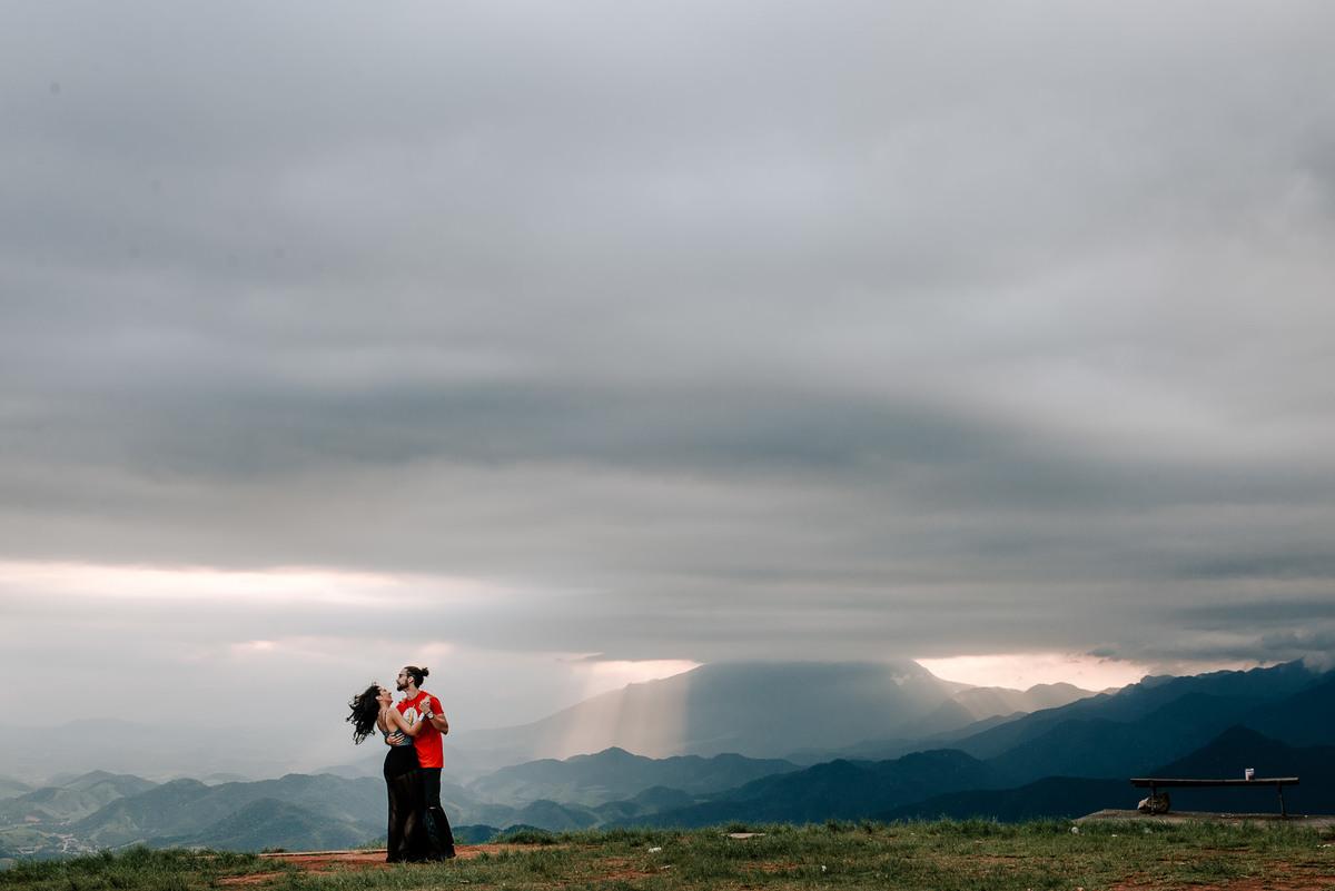 Ensaio de Casal - Pre Wedding - Fotografia de Casamento Juiz de Fora - Fotografia de Casamento JF - Fotografia de Casamento Niterói - Fotografia de Casamento RJ - Melhores Fotos de Casamento - Petrópolis