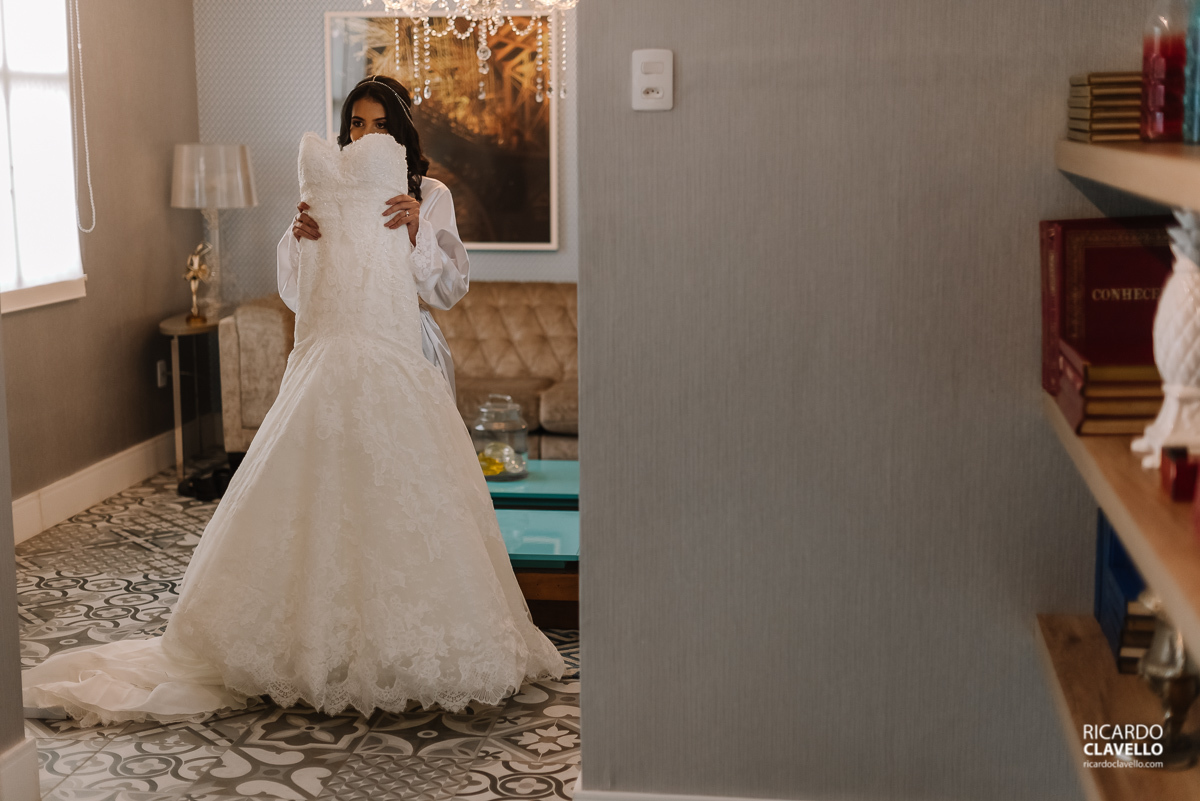 vestido da noiva pronovias - Fotografia de Casamento -  Bistrô 160 - Fotografia de Casamento RJ - Fotografia de Casamento Niterói - Fotografia de Casamento JF - Melhores Fotos de Casamento - Fotógrafo de Casamento RJ - Fotógrafo de Casamento Juiz de Fora 