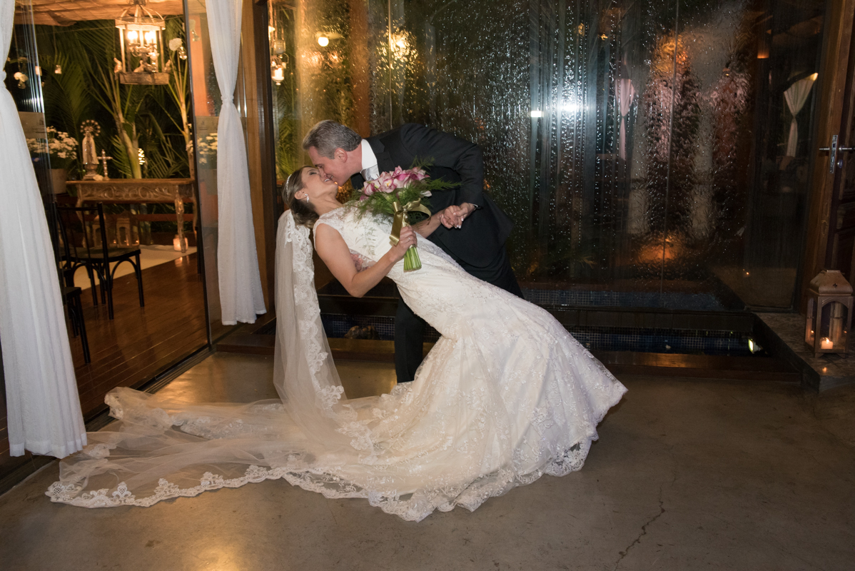 Fotografia de casamento da Verônica e Roberto - Fotografias de casamento em Alphaville SP - No Armazém 465