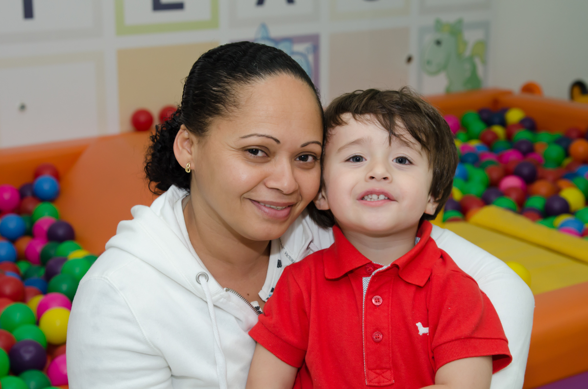 Fotografias do Enzo 3 anos - Festa de 3 anos do Enzo - fotografia e vídeo dessa festa infantil Maravilhosa.