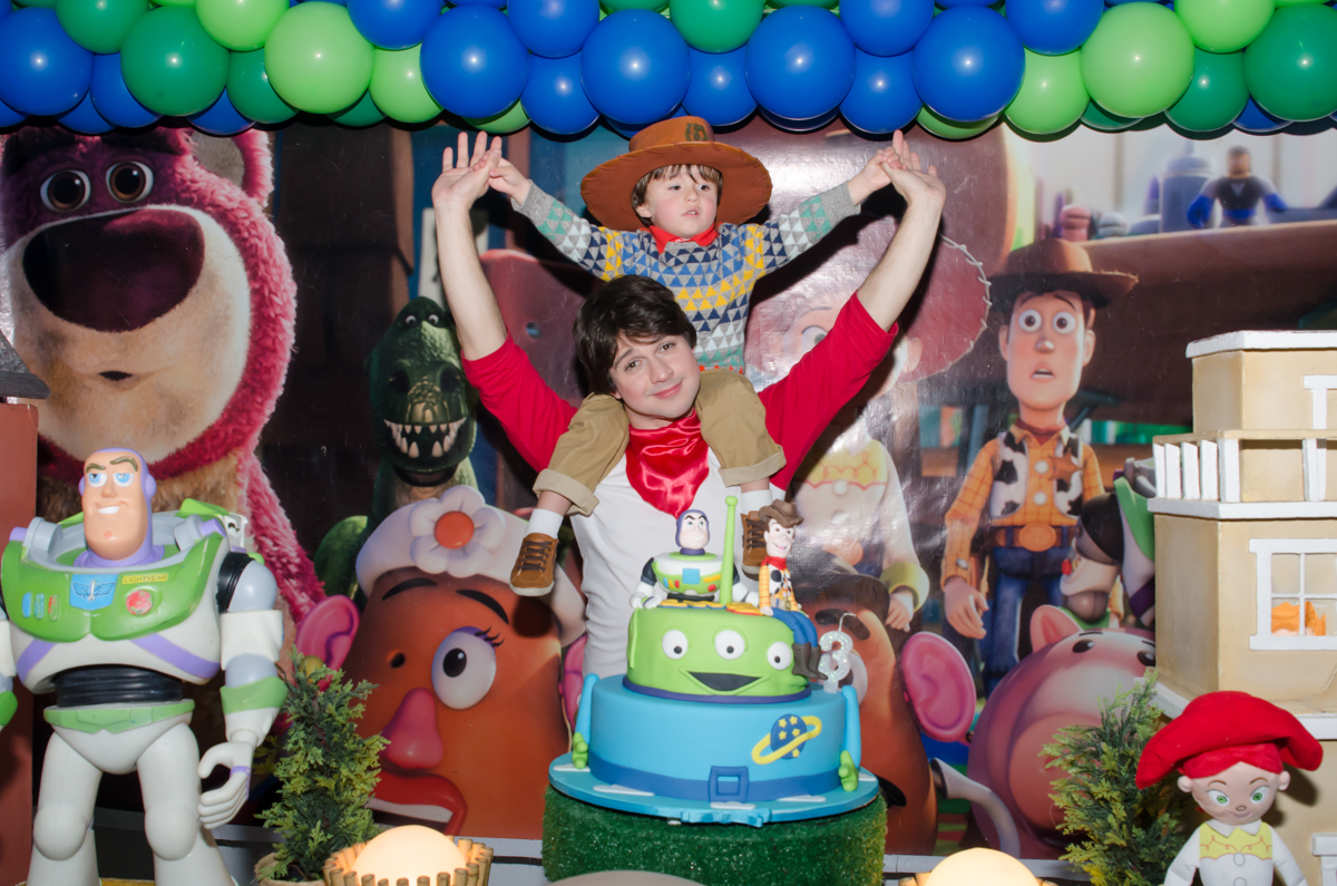 Fotografias do Enzo 3 anos - Festa de 3 anos do Enzo - fotografia e vídeo dessa festa infantil Maravilhosa.