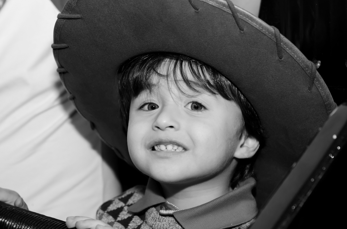 Fotografias do Enzo 3 anos - Festa de 3 anos do Enzo - fotografia e vídeo dessa festa infantil Maravilhosa.