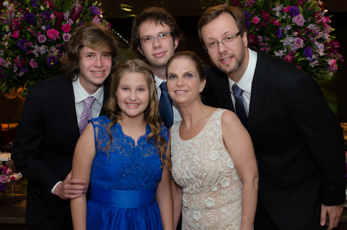 Fotografia da Camila e seu Bat Mitzvah feitas pela Geniphoto em SP