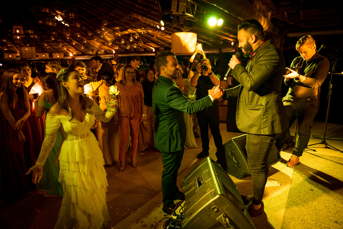 festa na pista Vale dos Desejos  Fernanda e Leo  