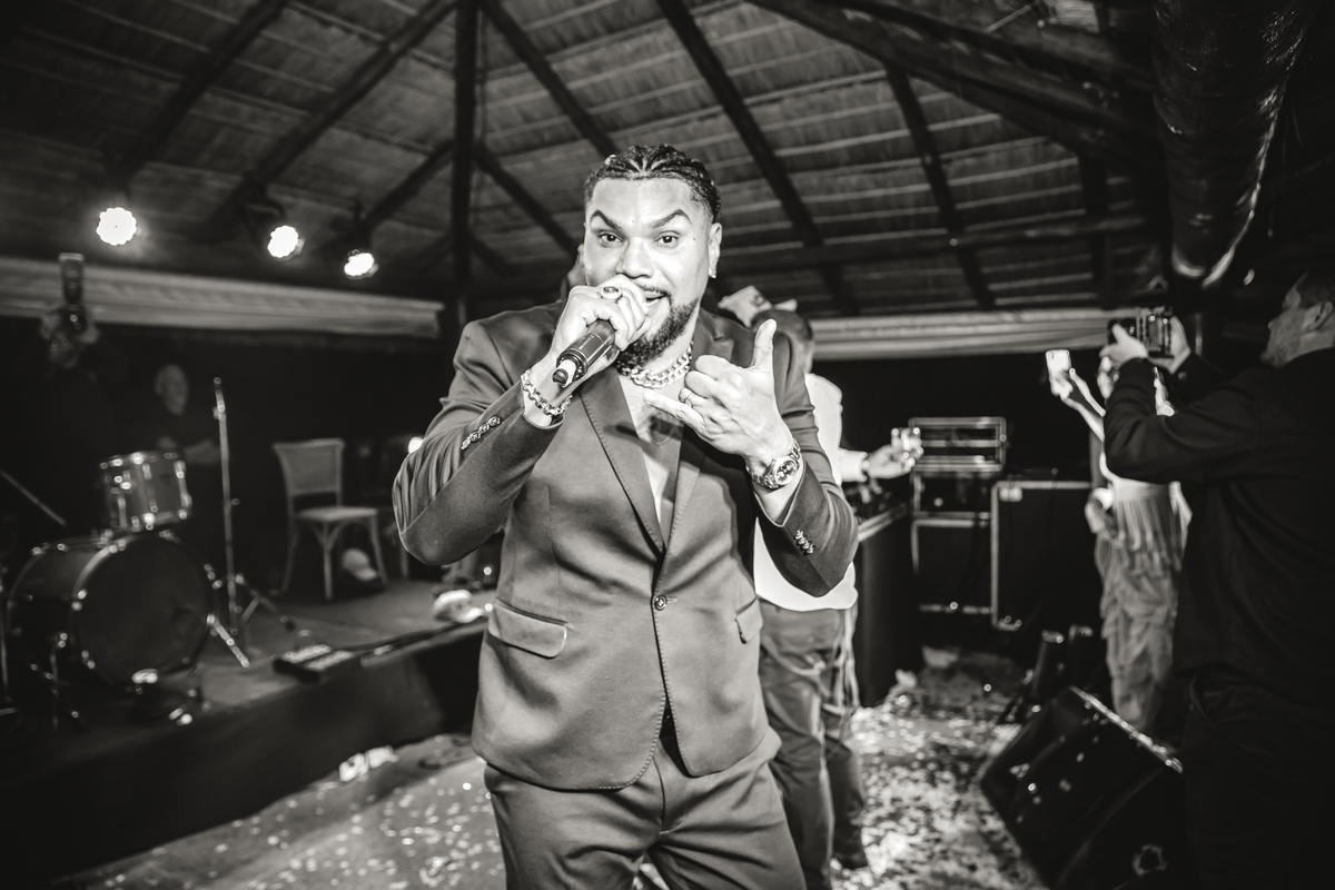 fotografo bruno mattos e naldo benny atração na pista Vale dos Desejos Fernanda e Leo