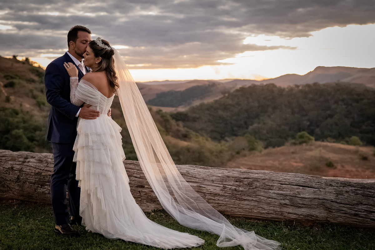 fotos do casal no Vale dos Desejos  Fernanda e Leo  Casamento