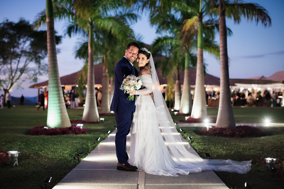 fotos do casal no Vale dos Desejos  Fernanda e Leo  Casamento