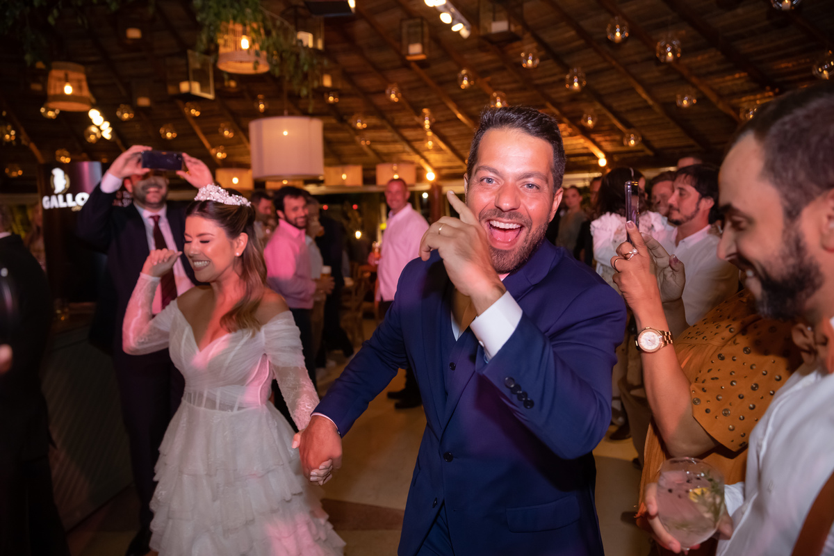 festa Vale dos Desejos  Fernanda e Leo  Casamento