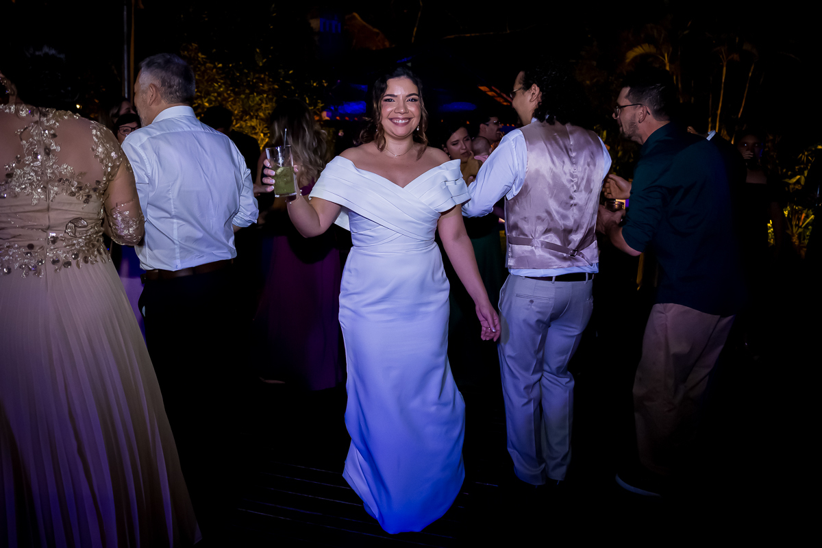 pista de dança casamento de Raquel e Marcelo no Casa do Lago Enfesta