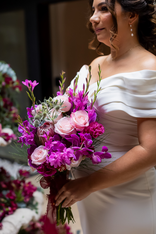 retratos noiva casamento de Raquel e Marcelo no Casa do Lago Enfesta