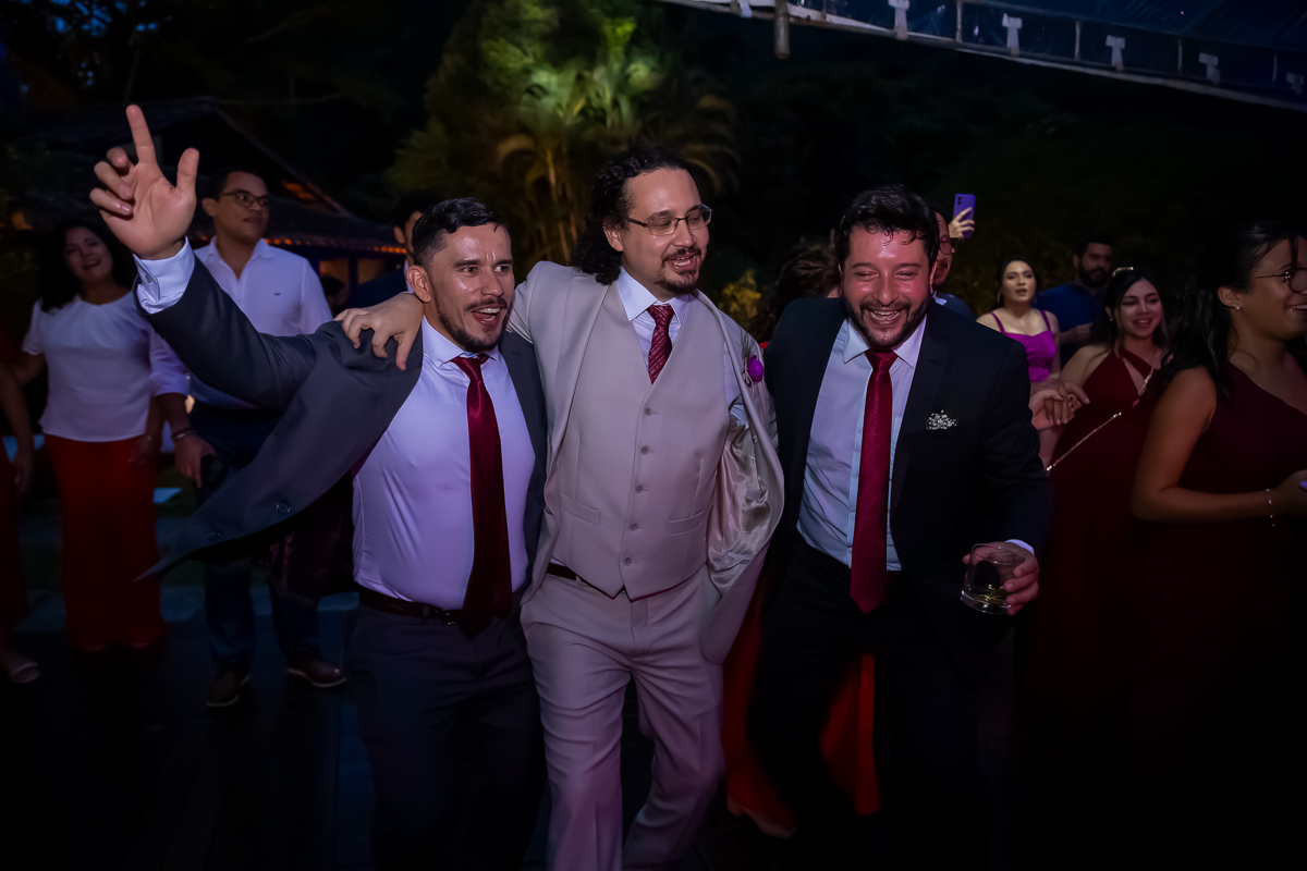 pista de dança casamento de Raquel e Marcelo no Casa do Lago Enfesta