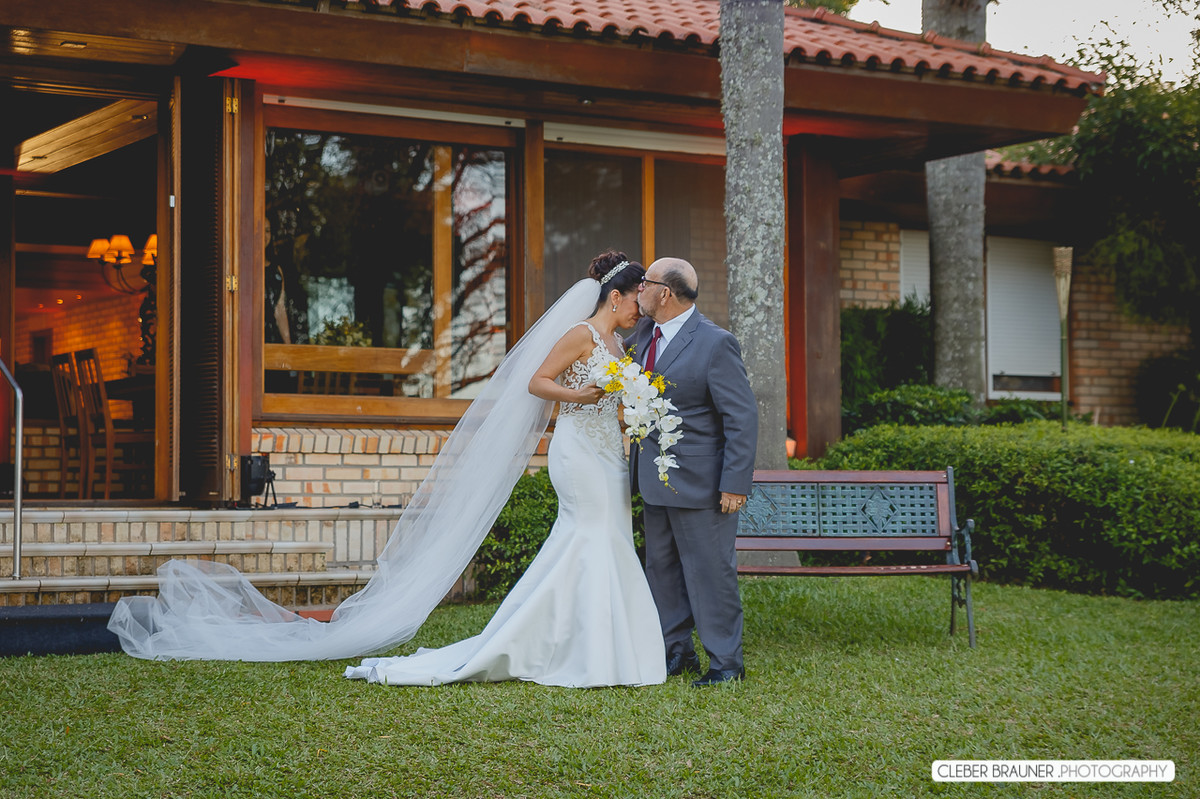 Linca casamento ao ar livre realizado em Porto Alegre, fotos feitas pelo fotógrafo de Caxias do Sul Cleber Brauner, Bento Gonçalves
