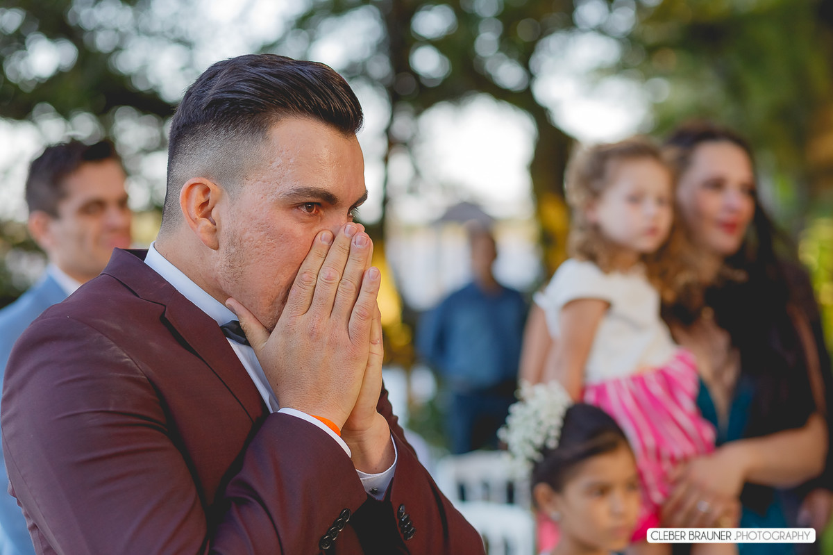 Linca casamento ao ar livre realizado em Porto Alegre, fotos feitas pelo fotógrafo de Caxias do Sul Cleber Brauner, Bento Gonçalves