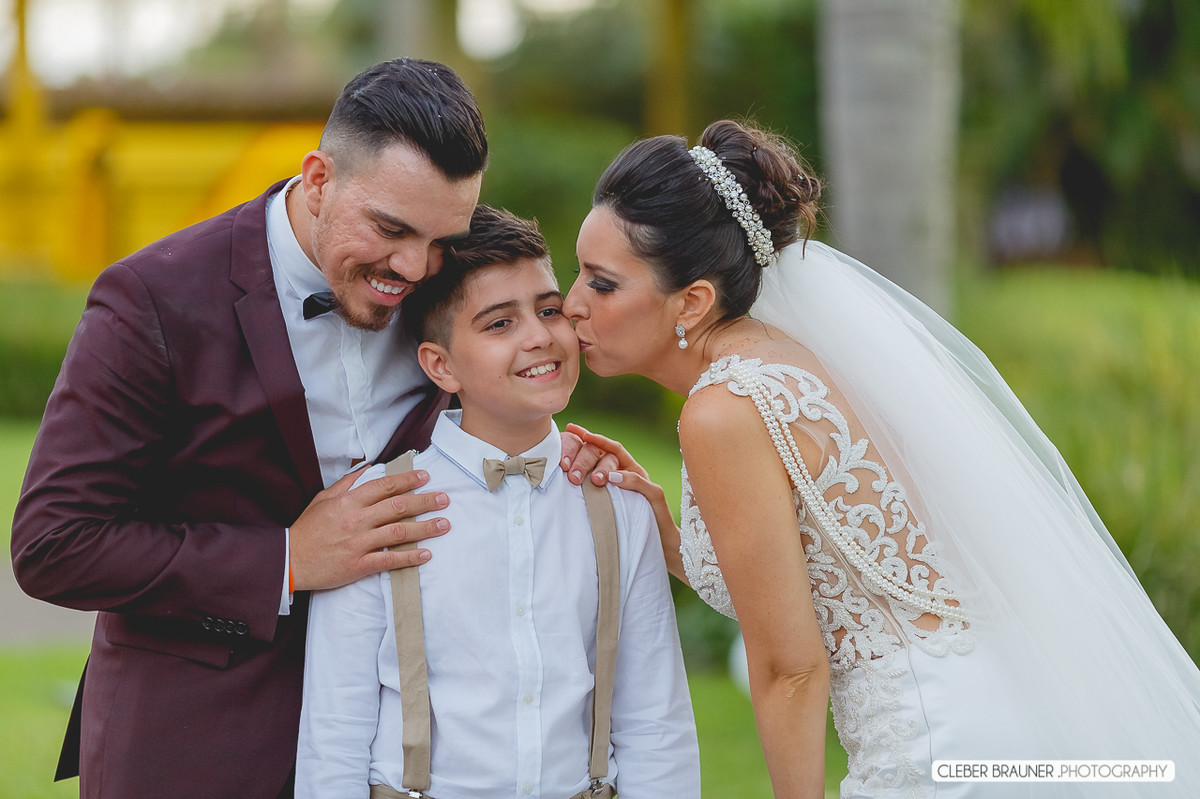 Linca casamento ao ar livre realizado em Porto Alegre, fotos feitas pelo fotógrafo de Caxias do Sul Cleber Brauner, Bento Gonçalves