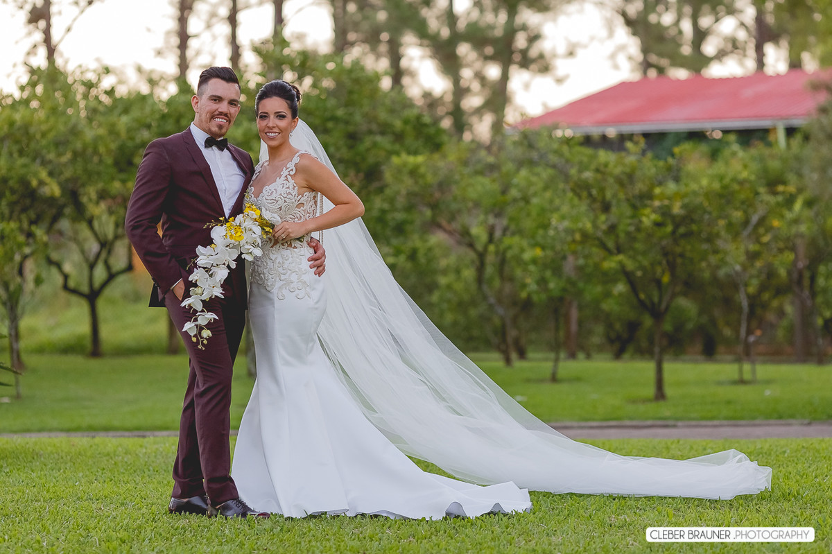 Linca casamento ao ar livre realizado em Porto Alegre, fotos feitas pelo fotógrafo de Caxias do Sul Cleber Brauner, Bento Gonçalves
