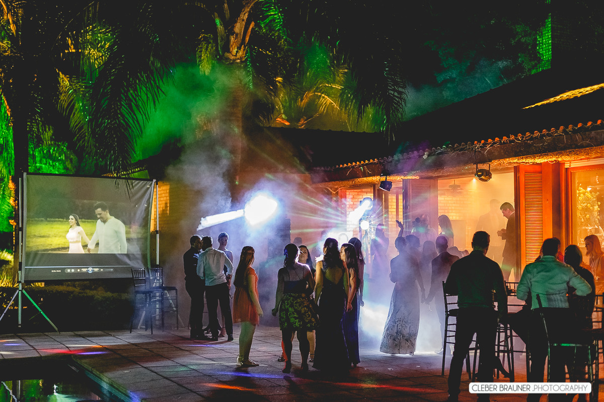 Linca casamento ao ar livre realizado em Porto Alegre, fotos feitas pelo fotógrafo de Caxias do Sul Cleber Brauner, Bento Gonçalves