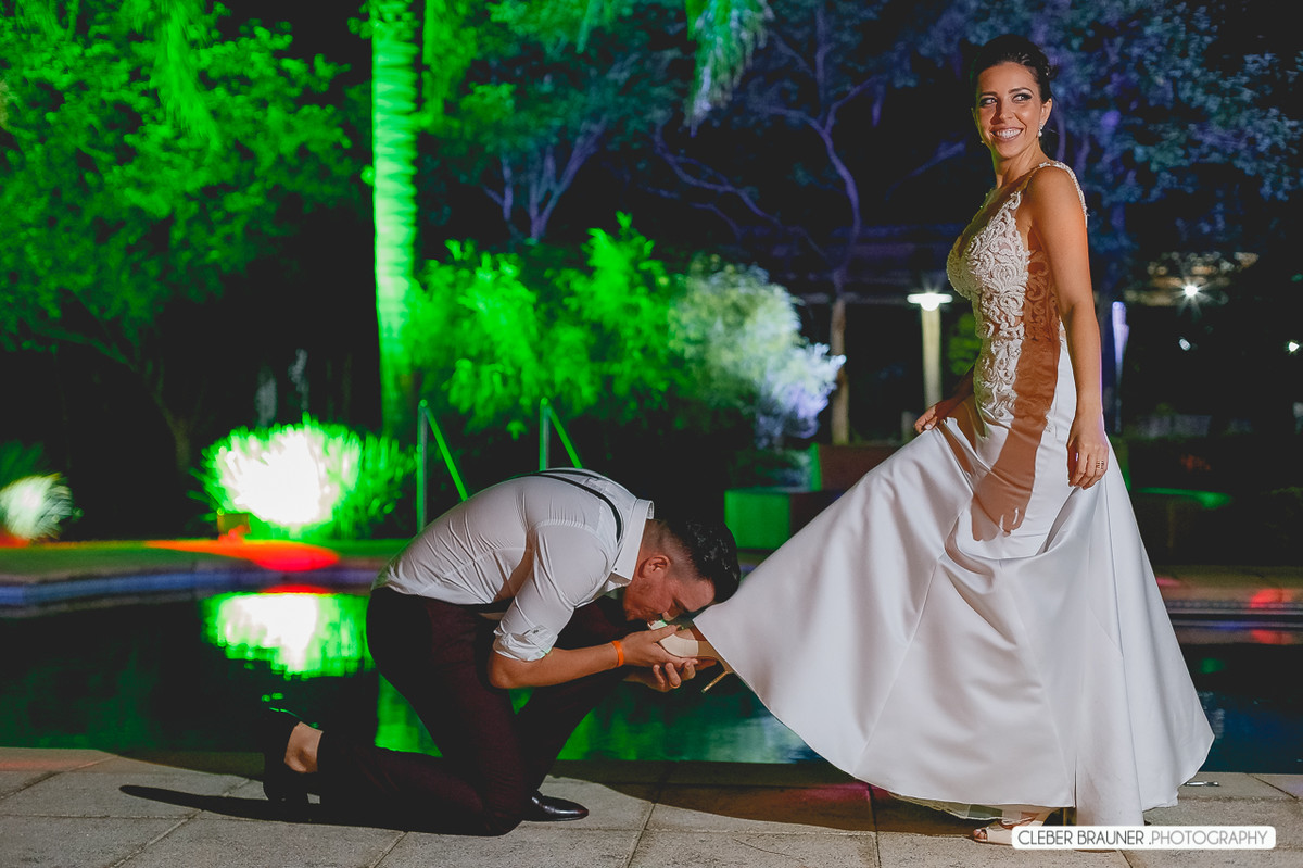 Linca casamento ao ar livre realizado em Porto Alegre, fotos feitas pelo fotógrafo de Caxias do Sul Cleber Brauner, Bento Gonçalves