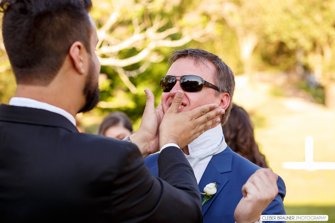 Lindo casamento realizado na Serra Gaúcho, casamento onde noivo e noiva lindos, Fotos raelizadas pelo fotógrafo de caxias do sul, Cleber Brauner