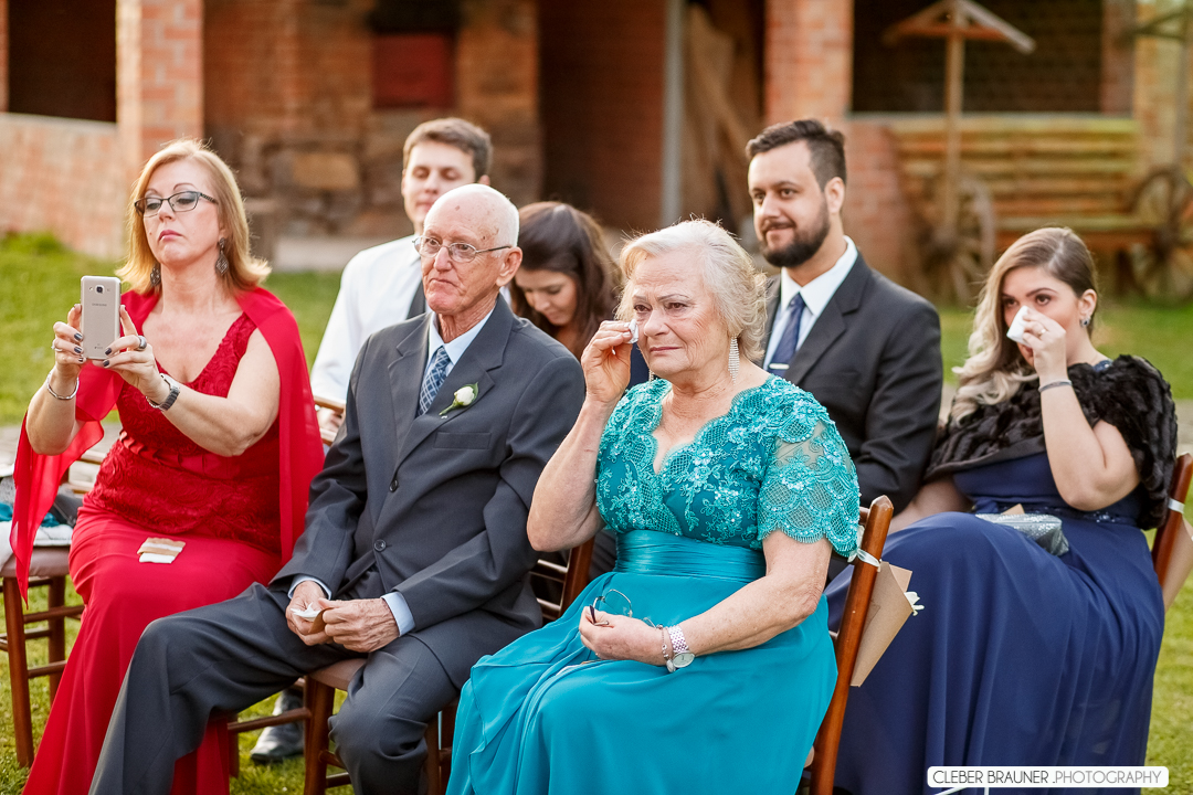 Lindo casamento realizado na Serra Gaúcho, casamento onde noivo e noiva lindos, Fotos raelizadas pelo fotógrafo de caxias do sul, Cleber Brauner