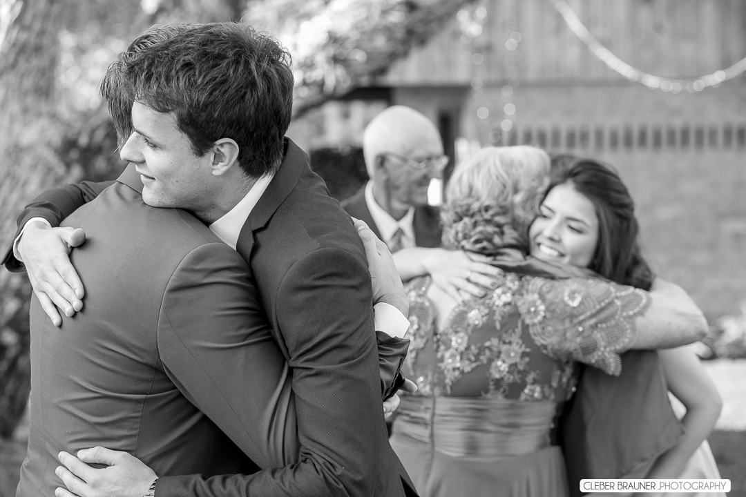 Lindo casamento realizado na Serra Gaúcho, casamento onde noivo e noiva lindos, Fotos raelizadas pelo fotógrafo de caxias do sul, Cleber Brauner