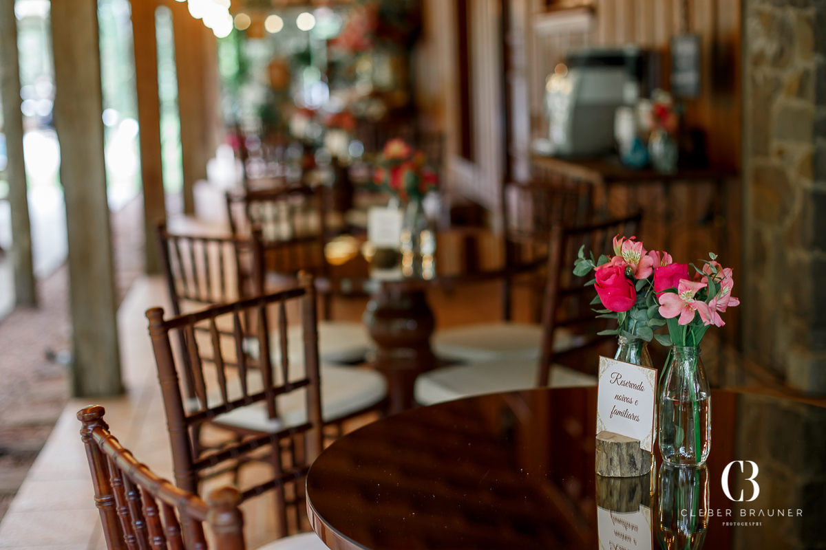 Lindo casamento realizado na Villa Tuiuty em Bento Gonçalves Rs, fotografado por Cleber Brauner, fotógrafo de casamento de Garibaldi e Porto alegre. Fotos do ensaio e trash the dress no site