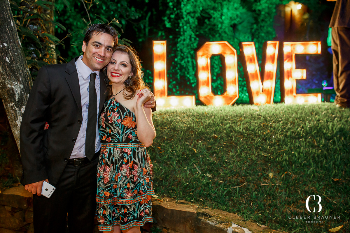 Lindo casamento realizado na Villa Tuiuty em Bento Gonçalves Rs, fotografado por Cleber Brauner, fotógrafo de casamento de Garibaldi e Porto alegre. Fotos do ensaio e trash the dress no site