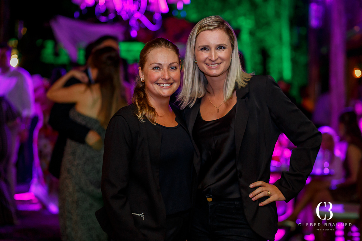 Lindo casamento realizado na Villa Tuiuty em Bento Gonçalves Rs, fotografado por Cleber Brauner, fotógrafo de casamento de Garibaldi e Porto alegre. Fotos do ensaio e trash the dress no site